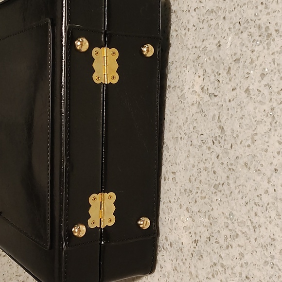 Black Portable Bluetooth Speaker boombox purse (FUNCTIONAL!!) - Picture 11 of 11